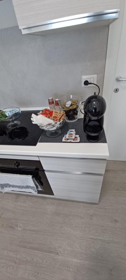 バーリLa Casa Di Peppeアパートメント エクステリア 写真